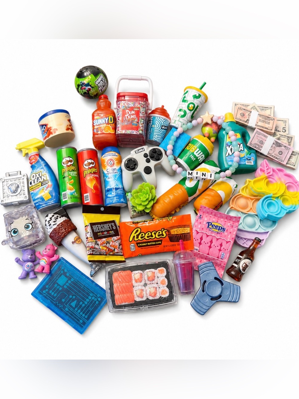 Lot of Zuru Surprise Mini Brands Minis